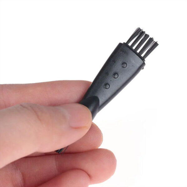 Replacement Brush for Shaver