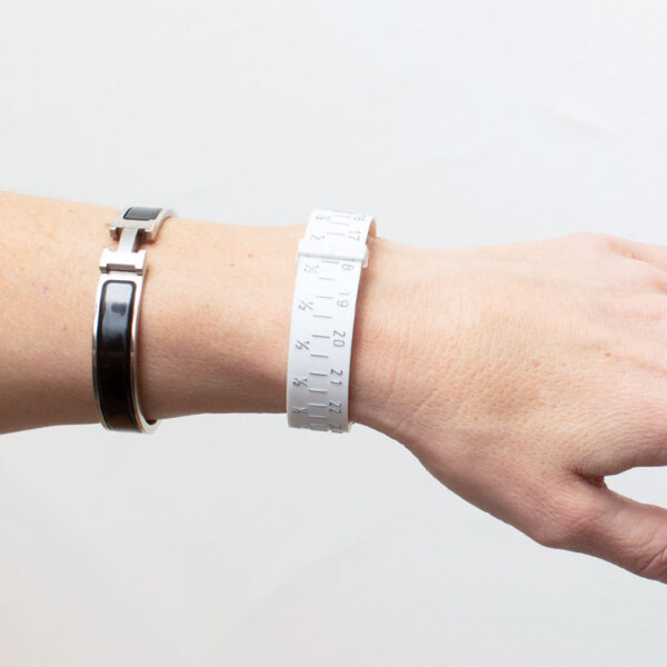 Wrist Measuring Tool – Accurate Sizing & Fit - Image 2