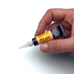 Instant Glue - Image 2