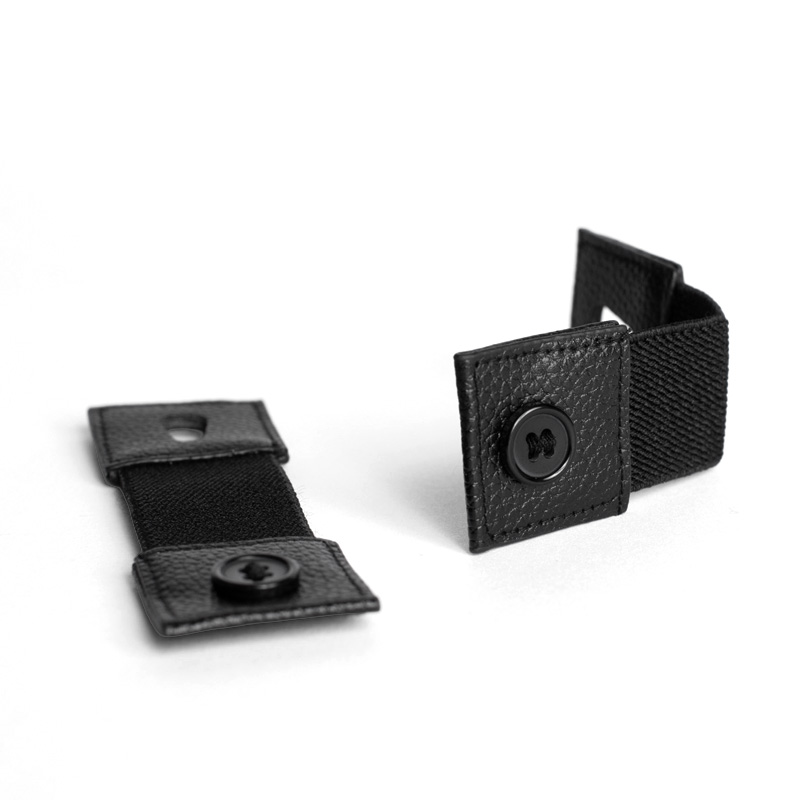 Cuff strap – keeps your shirt sleeve in place - Image 8